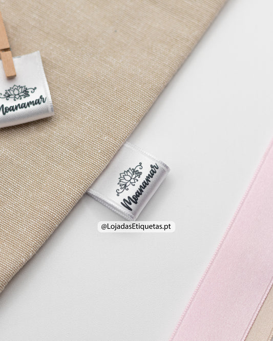 Etiquetas em Cetim Personalizaveis com logotipo