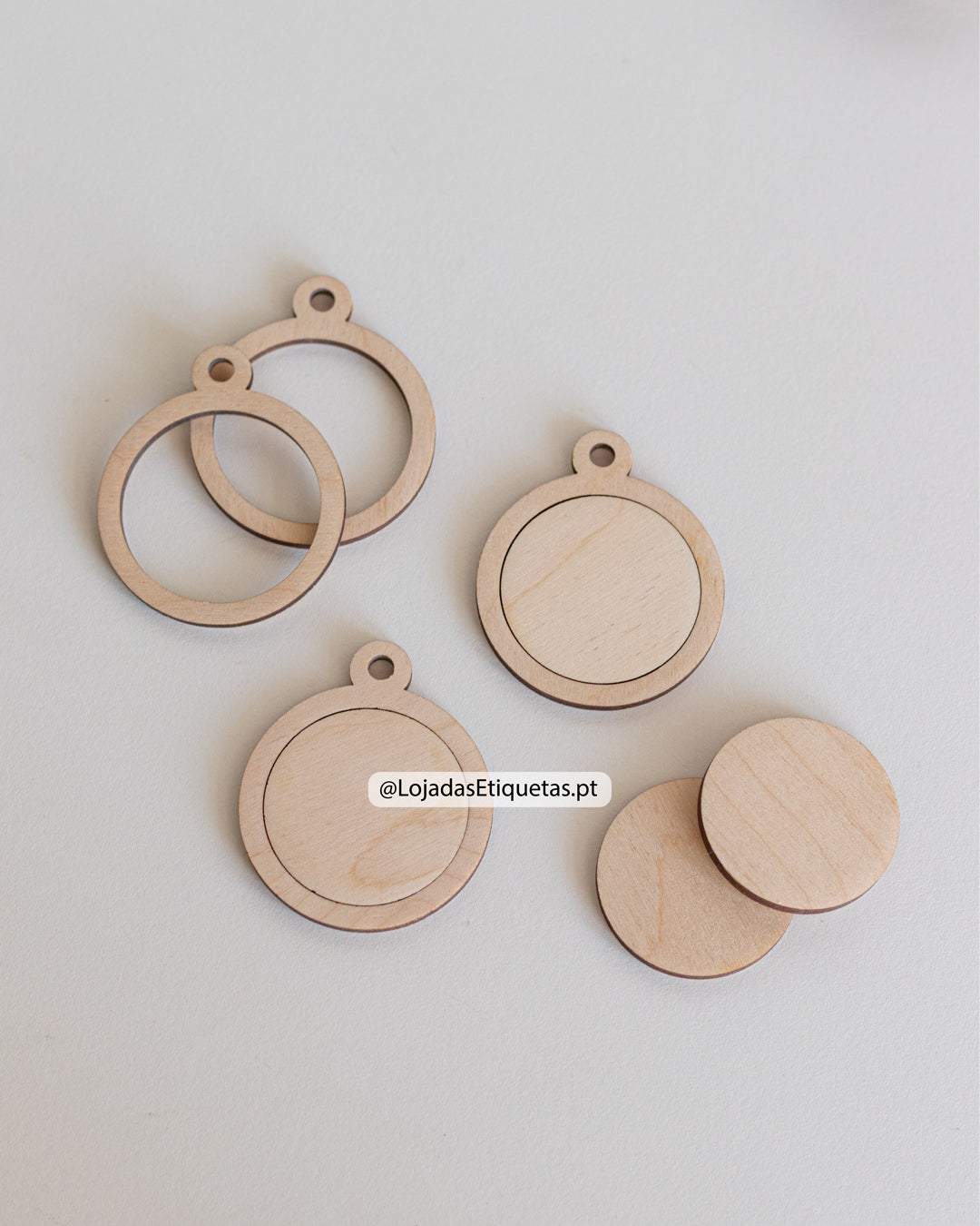 Bastidores em madeira para bordados 