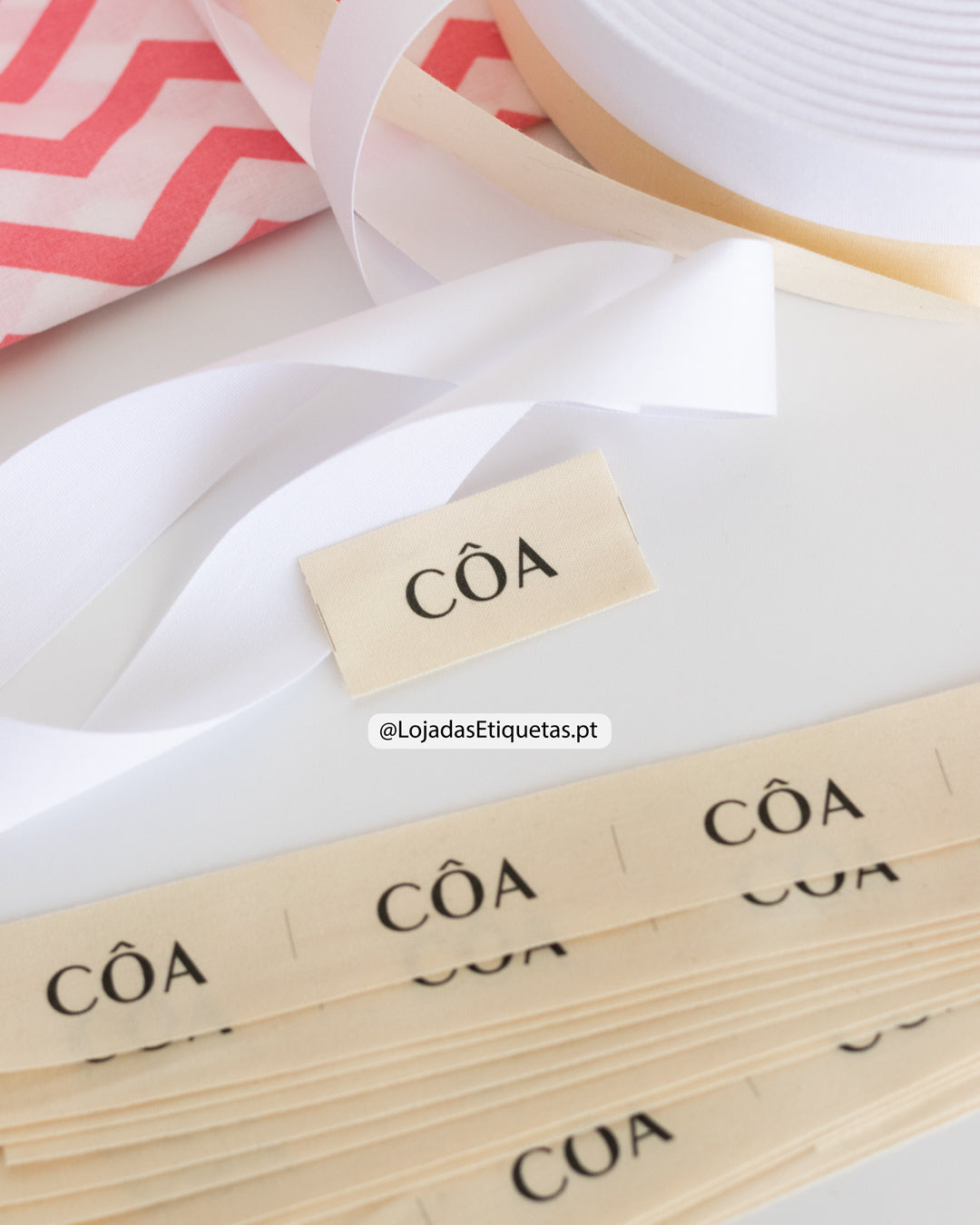 Etiquetas para roupa em algodão cru com logotipo