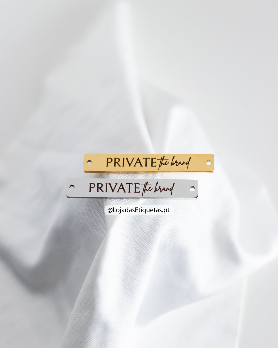 Etiquetas em aço inoxidável personalizadas com logotipo para artesanato e moda