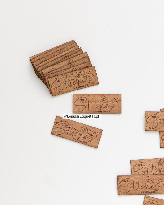 Etiquetas em Cortiça Natural personalizadas com logotipo