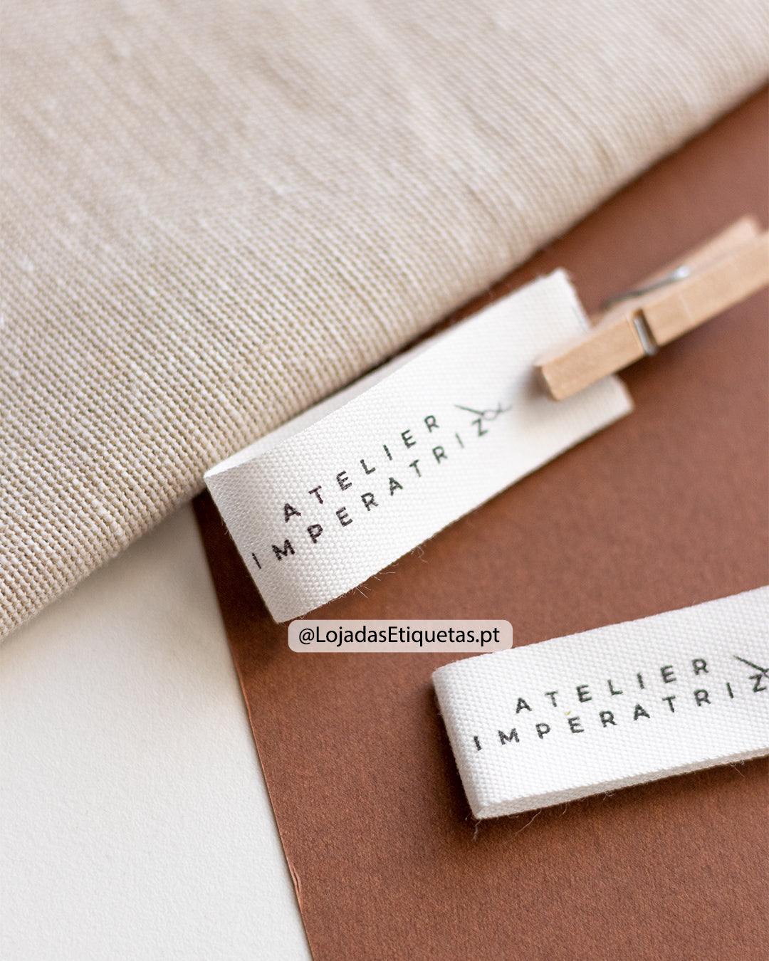 Etiquetas em algodão dobráveis personalizadas com logotipo