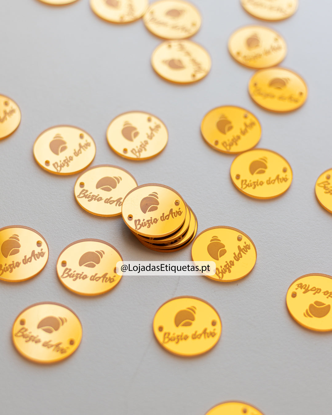 Etiquetas em Acrílico Espelhado Redondas | Ovais