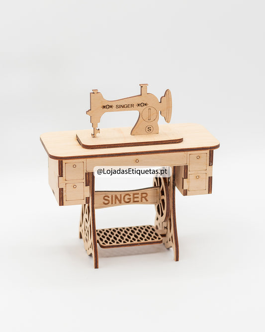 Réplica de máquina de costura Singer em madeira